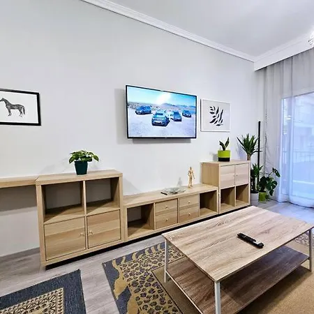 Yellow Kitchen Apartment, City Central Location Thessaloniki